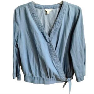 est. 1946 Wrap Top Denim Blue Size M Snap and Waist Tie